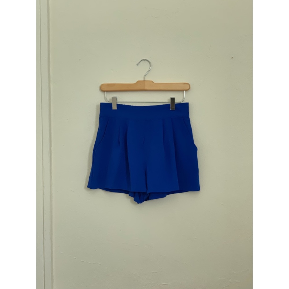 Royal Blue Pocketed Shorts